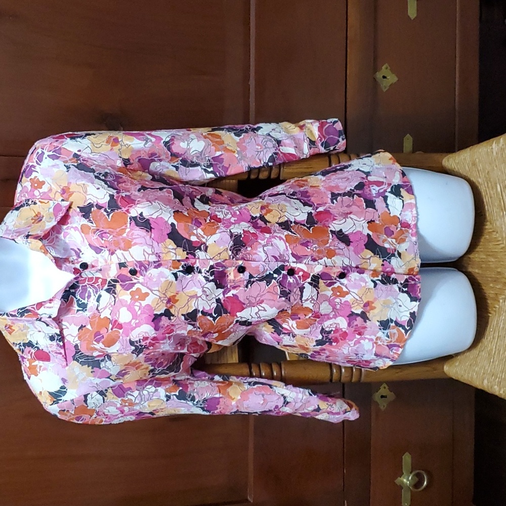 Super save! Jacket top and necklace ✨️